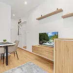 Ah Belehradska Apartmán Bratislava